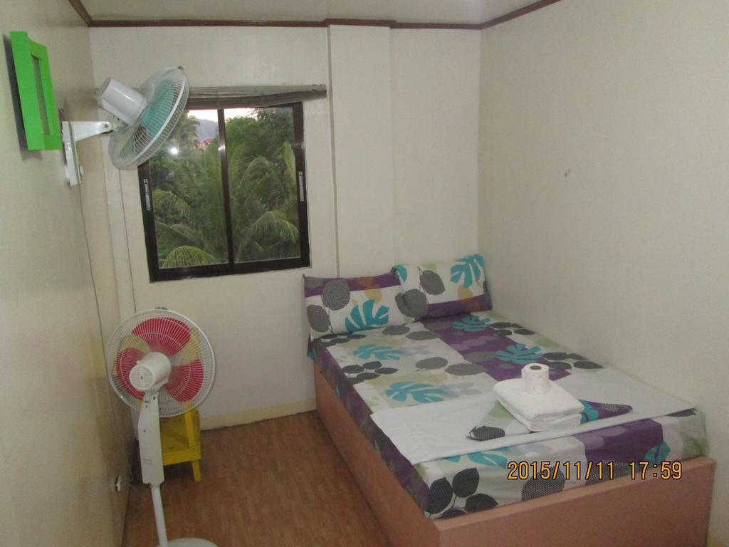 Lagrosa Backpackers Hotel Coron Szoba fotó