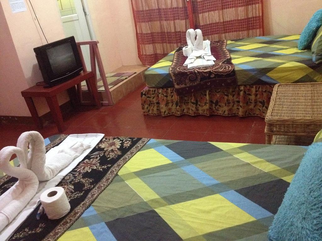 Lagrosa Backpackers Hotel Coron Kültér fotó